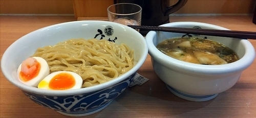 「つけ麺 ひるがお盛り 大盛」@塩専門 ひるがお 東京駅店の写真