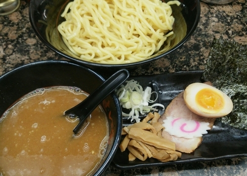 「つけめん（普）　500円」@せい家 梅ヶ丘店の写真