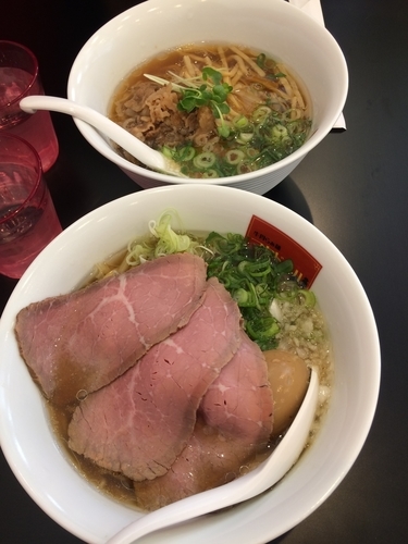 「贅沢醤油ラーメン 、醤油ラーメン」@牛骨らぁ麺マタドール ANNEXの写真