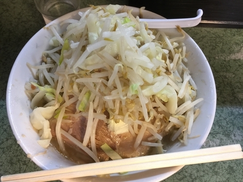 「ラーメン 野菜マシ ¥750」@ラーメン二郎 新宿小滝橋通り店の写真
