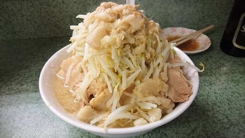 「ぶた入りラーメン ニンニク アブラ固まり」@ラーメン二郎 新宿小滝橋通り店の写真