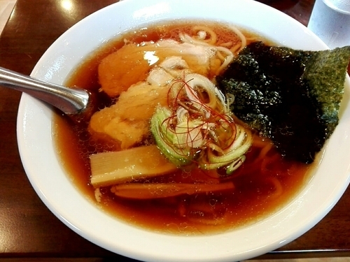 「醤油ラーメン￥650」@手打らーめん まるちの写真