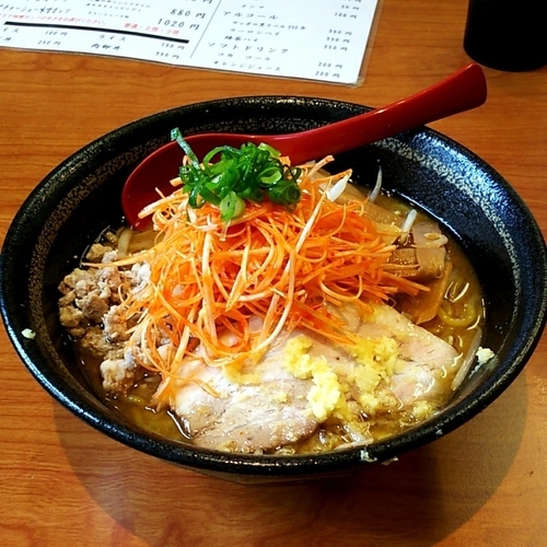 「味噌らーめん＋辛ねぎ」@らーめん 味噌ガッツ お花茶屋店の写真