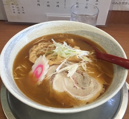 「あごだしらーめん」@栄昇らーめんの写真