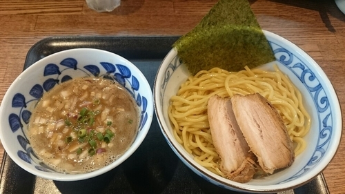 「５月限定 【濃厚煮干しつけ麺】」@らー麺屋 バリバリジョニーの写真