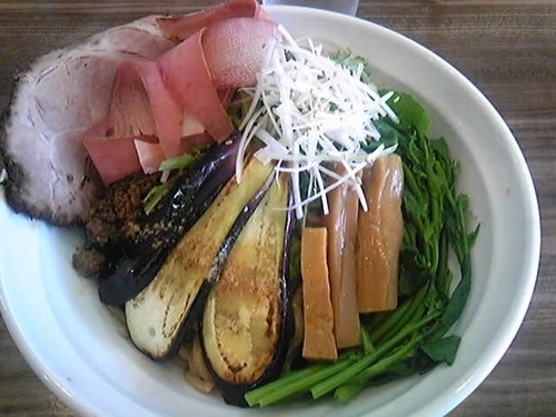 「（限定）まぜそば　菜花」@らーめん盛智の写真