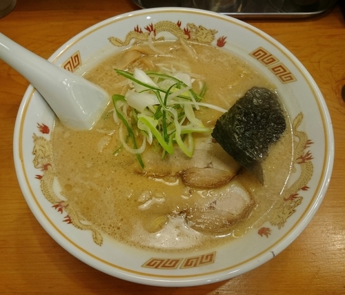 「旭川醤油らーめん　680円」@北海道らーめん ひむろ 秋葉原2号店の写真