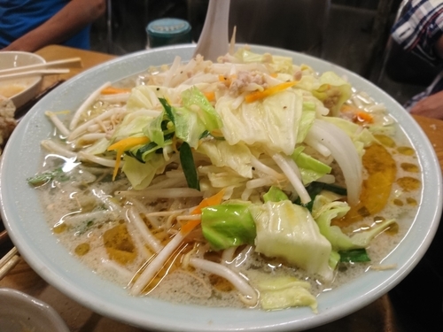 「タンメン600円＋ホッピー他いろいろ」@みゆき食堂の写真