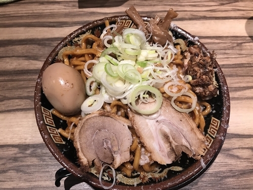 「爆盛油脂麺」@らーめん 平太周 味庵 西大島店の写真