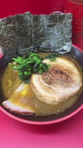 「ラーメン  極上炙りバラチャーシュー300円」@横濱家系ラーメン 勝鬨家の写真