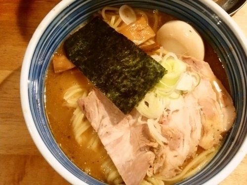 「らーめん（大盛）＋ちゃーしゅう＋味付たまご」@こうかいぼうの写真