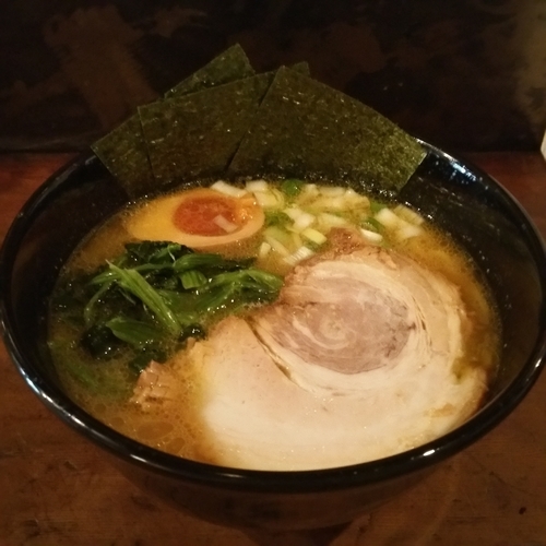 「豚骨しょうゆ」@源平ラーメンの写真
