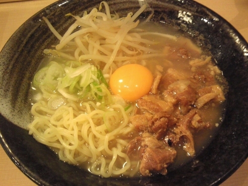 「旨トロ肉玉そば¥750」@麺や きたじまの写真