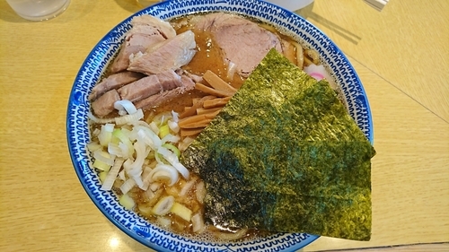 「中華そば+太麺」@くり山の写真