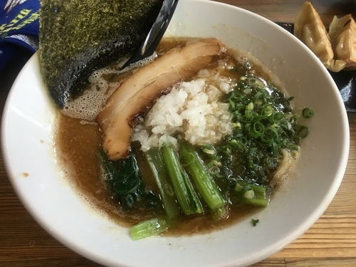 「鶏白湯らーめん 半和え玉  ¥730、¥160」@五代目らーめん処 まるは商店の写真