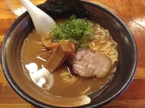 「濃厚魚介らーめん」@瞠 池袋店の写真