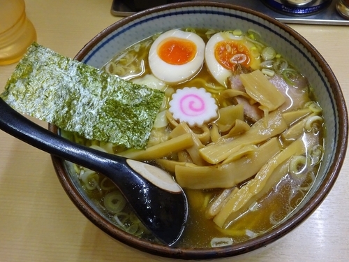 「わんたんめん玉子入り（850円）」@いつみ屋の写真