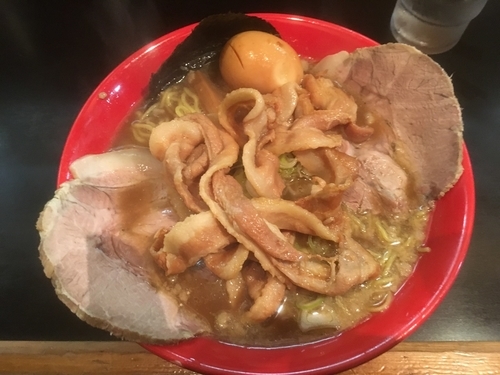 「大量煮干100大盛り900円」@一条流がんこ総本家分家四谷荒木町の写真