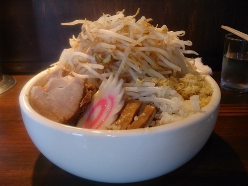 「まぜそば【超盛】」@らーめんまんの写真