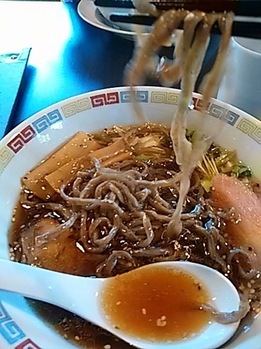 「鶏中華（700円）」@手打ちラーメン まるめしあんの写真