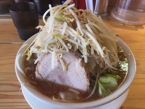 「ラーメン・ヤサイ大盛り・ニンニク（730円）」@麺屋 本日も晴天ですの写真