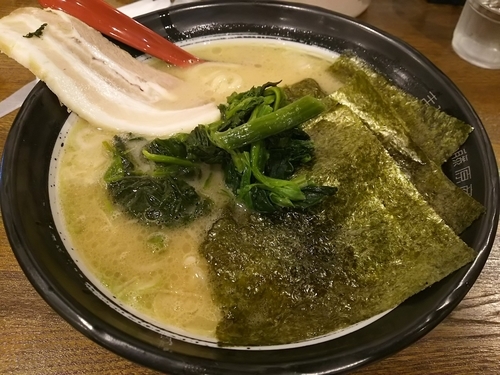 「豚骨醤油らーめん　（大盛り）　※中太麺」@まひる野 藤原商店の写真