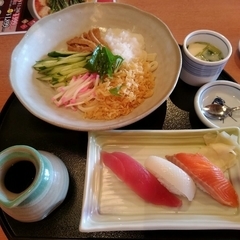 源氏家族 上小塙店の画像