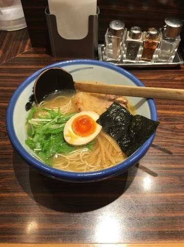 「柚子塩ラーメン淡麗」@AFURI 横浜ジョイナス店の写真