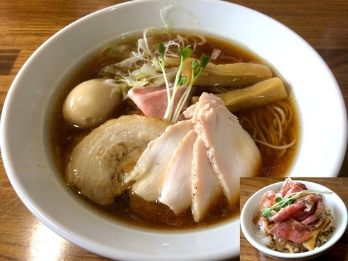 「特製地鶏中華そば（1,030円）＋チャーシュー丼（320円）」@三代目 むじゃきの写真
