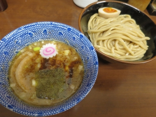 「つけめん ７５０円 ※麺少なめ」@次念序の写真