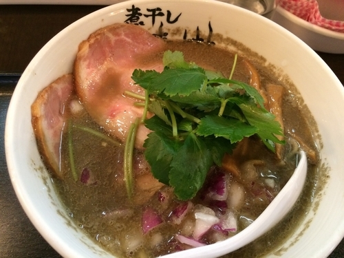 「鬼煮干しらーめん」@煮干しらーめん青樹 立川店の写真