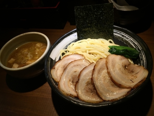 「チャーシューつけ麺（大盛り）」@麺家 ぶらいとんの写真