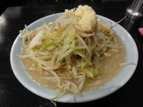 「太麺塩900円　ニンニク」@麺屋のスたの写真