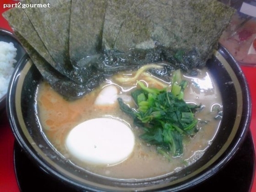 「ラーメン+のり+味玉 (690円)」@家系ラーメン 王道 いしいの写真