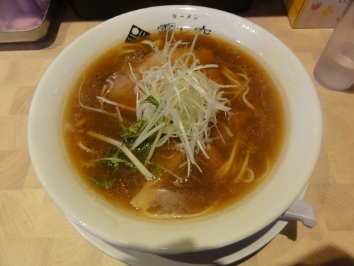 「牡蠣煮干し麺」@ラーメン 霽レ空 HARESORAの写真