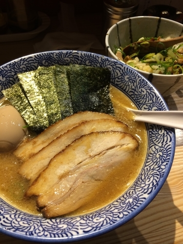 「濃厚煮干しラーメン」@煮干し中華そば 麺屋 銀星 高円寺の写真