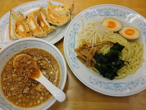 「しょうゆつけ麺と餃子 ￥766」@ぎょうざの満洲 新所沢西口店の写真