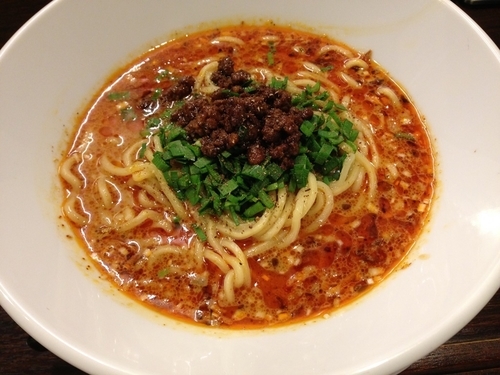 「担担麺（太麺）」@香噴噴 東京木場の写真