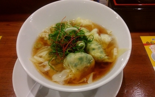 「野菜肉雲呑麺・醤油」@香港雲呑専門店 賢記の写真