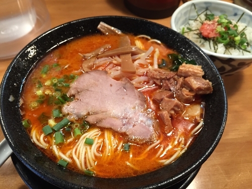 「辛吉らーめん」@九州ラーメン 博多吉もんの写真
