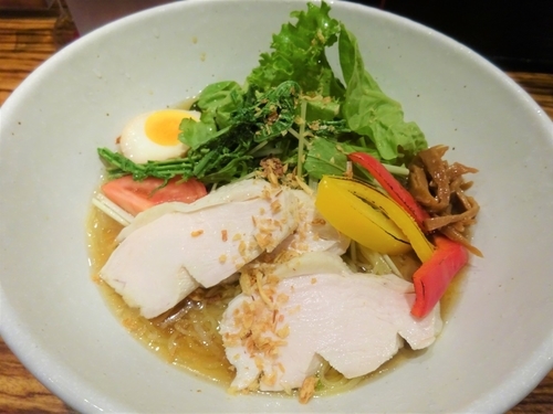 「冷やしラーメン　　980円」@ラーメンバル 青の写真