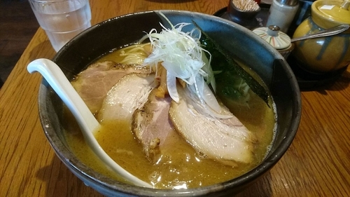 「チャーシュー麺  大盛り無料」@麺や鐙壱番の写真