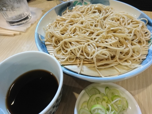「もりそば600円＋蕎麦焼酎&オツマミいろいろ」@松和の写真