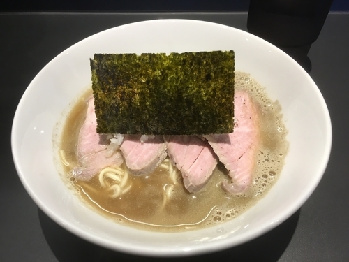 「肉中華そば（醤油）＋あぶらそば（醤油）」@煮干乱舞の写真