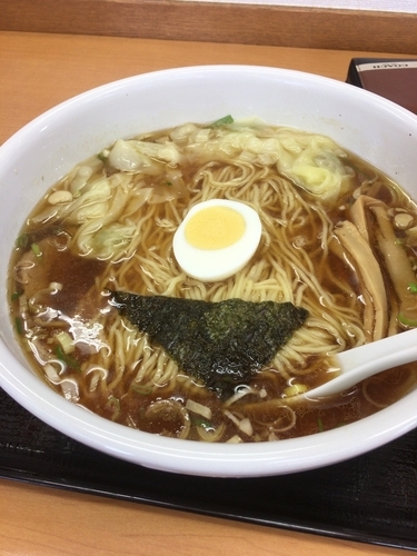 「ワンタンめん」@らーめん どんぐりの写真