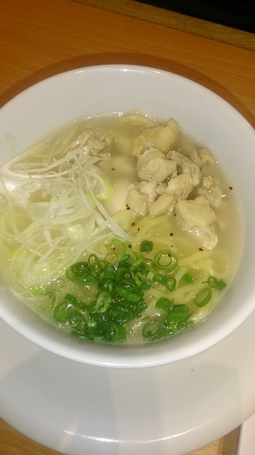 「鳥塩葱ラーメン」@魚民 高崎西口駅前店の写真