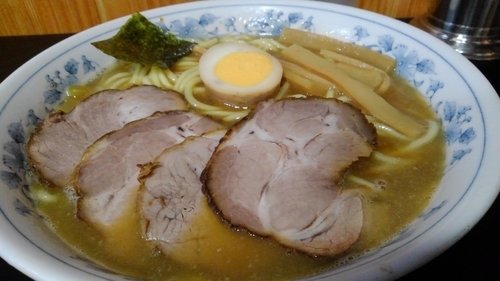 「ラーメン 730円 + チャーシュー2枚100円」@麺屋 ごとうの写真