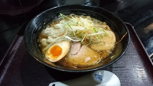 「ワンタンメン+チャーハンセット」@UMAの写真