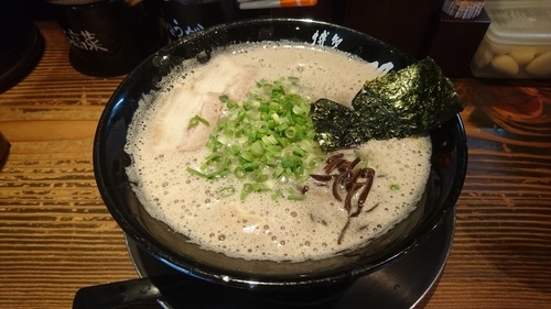 「ラーメン(麺バリ硬)」@博多一双 博多駅東本店の写真