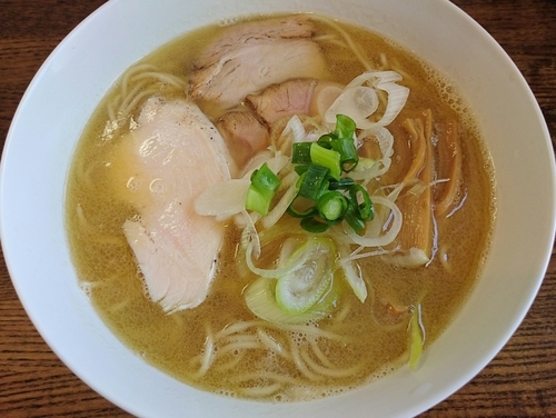 「まろやか魚介」@ラーメンひばりの写真